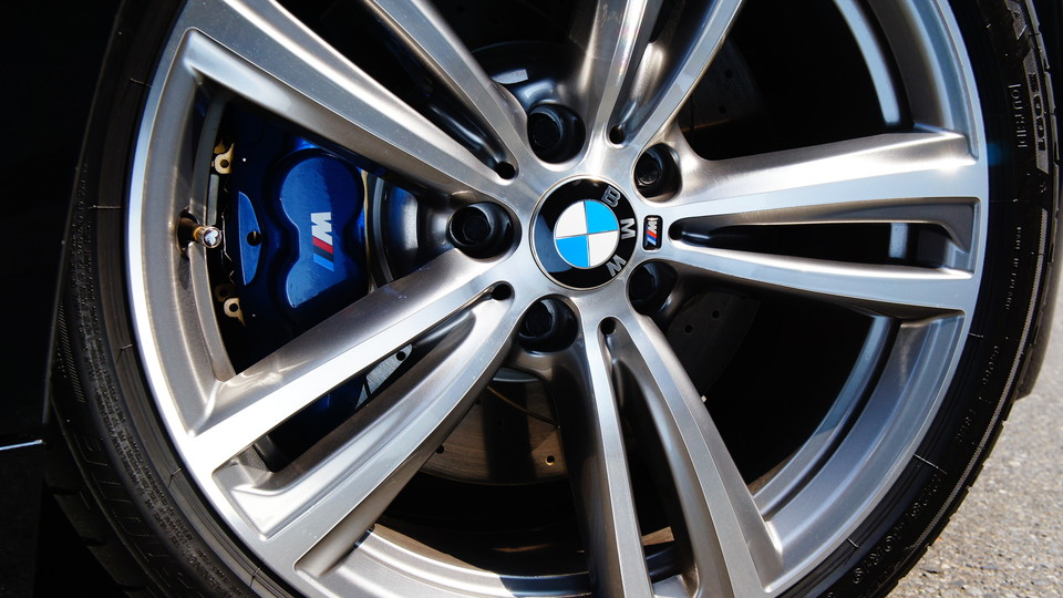 キャリパー塗装施工事例：BMW４シリーズパフォーマンスキャリパー取付＆ローター加工Type:C6S8D IMG10_1111_g7kWKG_sub2.jpg