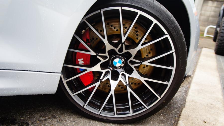 キャリパー塗装施工事例：BMW M2　キャリパー塗装COLOR:#001 Italian losso solid IMG10_2070_gG60zt_sub5.jpg