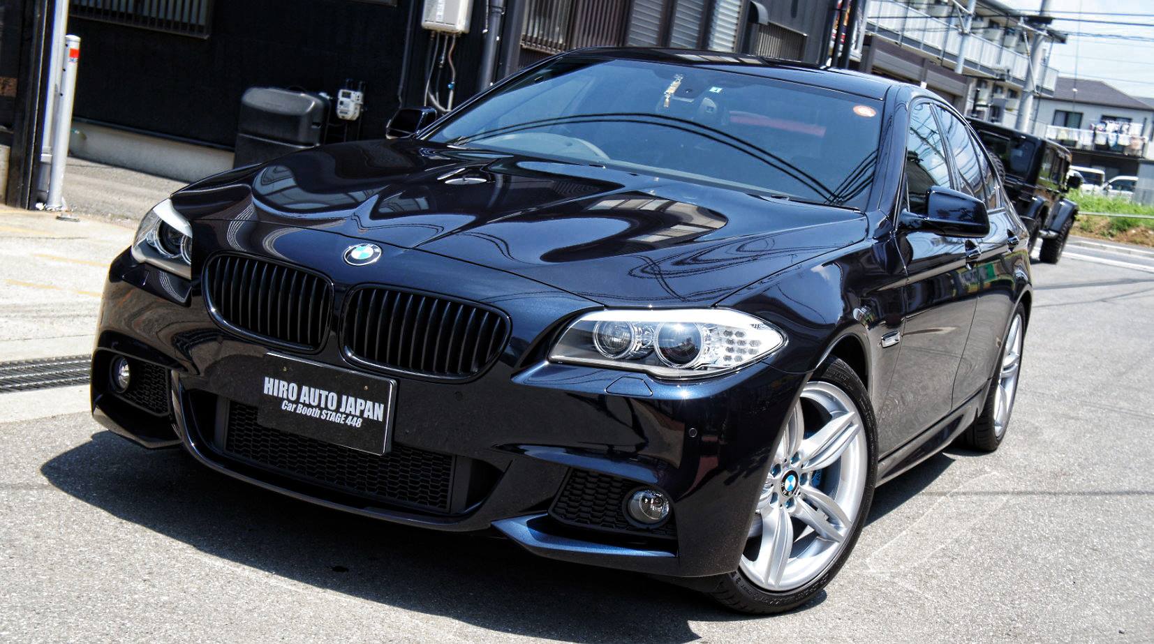 キャリパー塗装施工事例：BMW 5 SERIES EXCLUSIVE SPORT 300台限定モデルキャリパー塗装＆LOGO★COLOR：オリジナルオーダーカラー（ブルー系） IMG10_823_sDBH0M_sub6.jpg