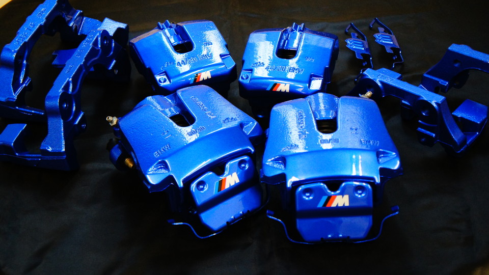 ＢＭＷ X5純正キャリパー塗装　ＣＯＬＯＲ：#060 royal ocean blue