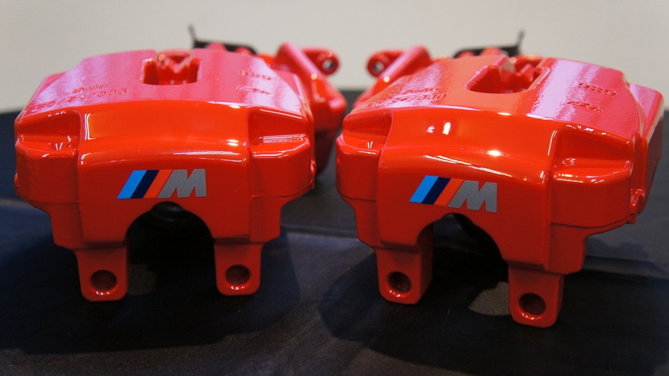 ＢＭＷ5シリーズ純正キャリパー塗装　ＣＯＬＯＲ：#001 Italian losso solid