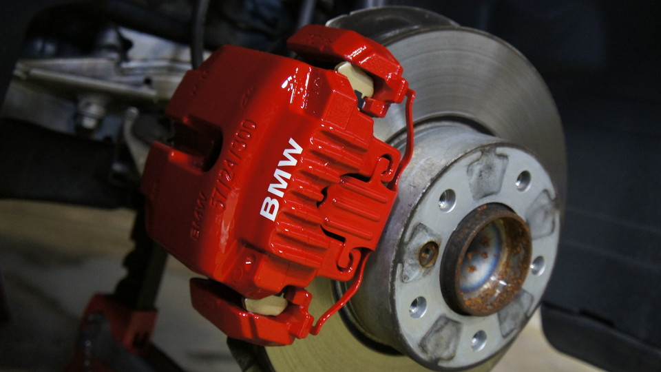 キャリパー塗装施工事例：BMW Z4純正キャリパー塗装　COLOR：#003 tokyo midnight gold＆#001 Italian losso solid IMG10_1078_7a3vyk_sub2.jpg