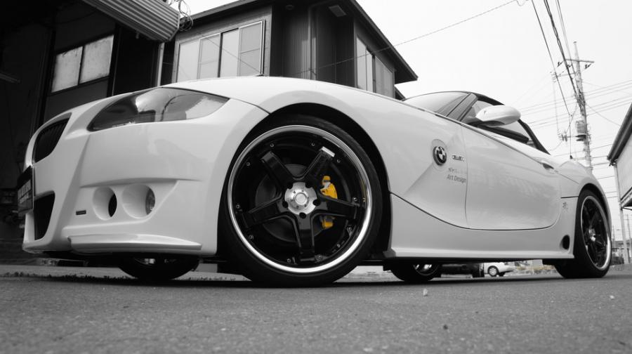 キャリパー塗装施工事例：BMW Z4純正キャリパー塗装＆ローター塗装　COLOR:#002 giallo modena＆#1110 Valencia premium orange IMG10_1337_SfVDFF_sub5.jpg