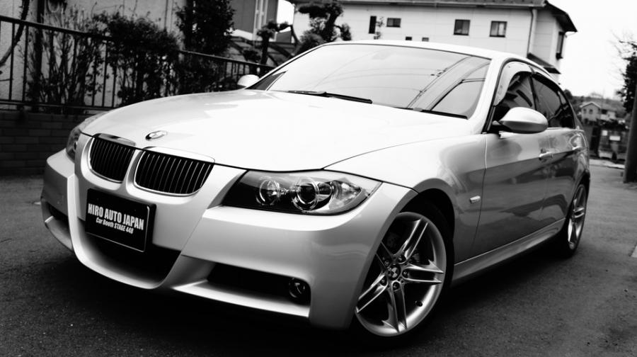 キャリパー塗装施工事例：BMW3シリーズ純正キャリパー塗装　COLOR：#052 Premium platinum silver IMG10_1343_fJsRDb_sub6.jpg