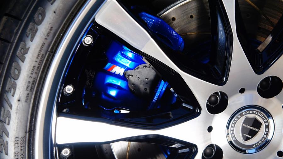 キャリパー塗装施工事例：BMW F13　キャリパー塗装＆ローター塗装　COLOR:#1115 Deep marine blue　ローター加工Type:C6S8D IMG10_1561_1W4Iu0_sub5.jpg