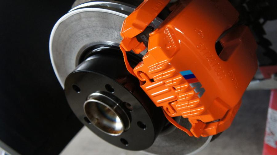 キャリパー塗装施工事例：BMW Z4　キャリパー塗装＆ローター塗装　COLOR:#1110 Valencia premium orange＆#005 Deep coal black IMG10_1646_VTHtIN_sub1.jpg