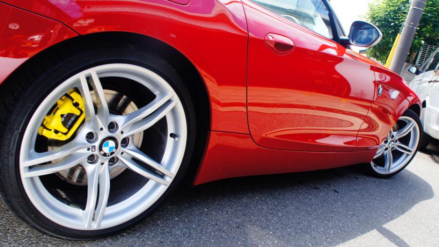 キャリパー塗装施工事例：BMW Z4　キャリパー塗装　COLOR:#020 hawaiian passion yellow IMG10_1731_ynuCdF_sub8.jpg