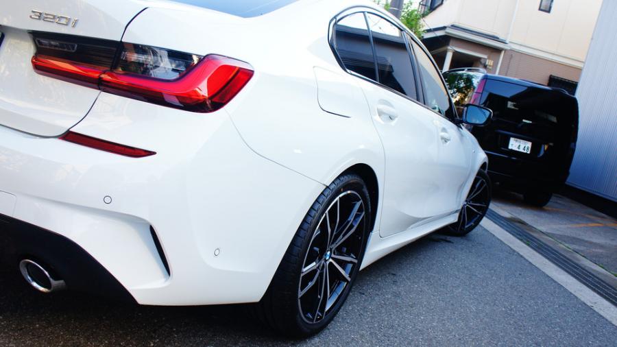 キャリパー塗装施工事例：BMW320i 　キャリパー塗装COLOR:#001 Italian losso solid IMG10_1968_U2QFvD_sub8.jpg