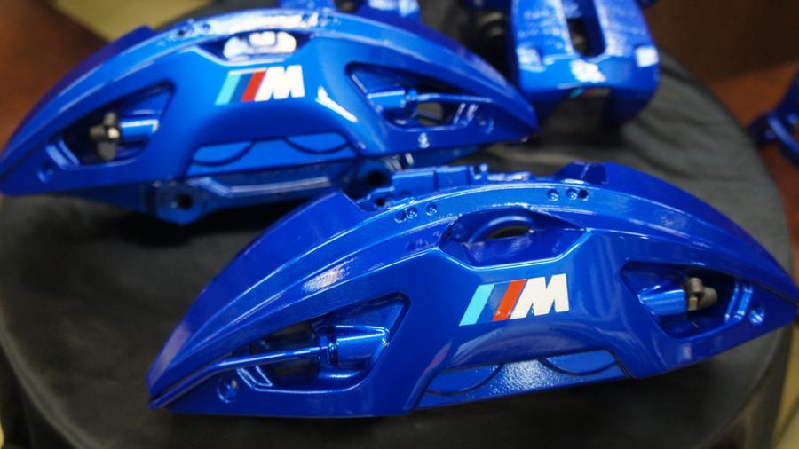 BMW G30　キャリパー塗装COLOR:#1115 Deep marine blue