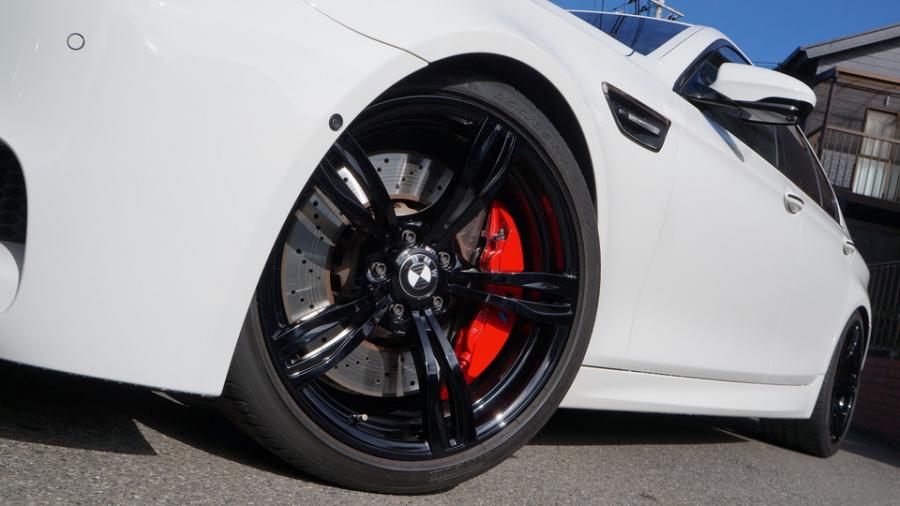 キャリパー塗装施工事例：BMW M3　キャリパー塗装COLOR:#001 Italian losso solid IMG10_2268_bZi9Cb_sub3.jpg