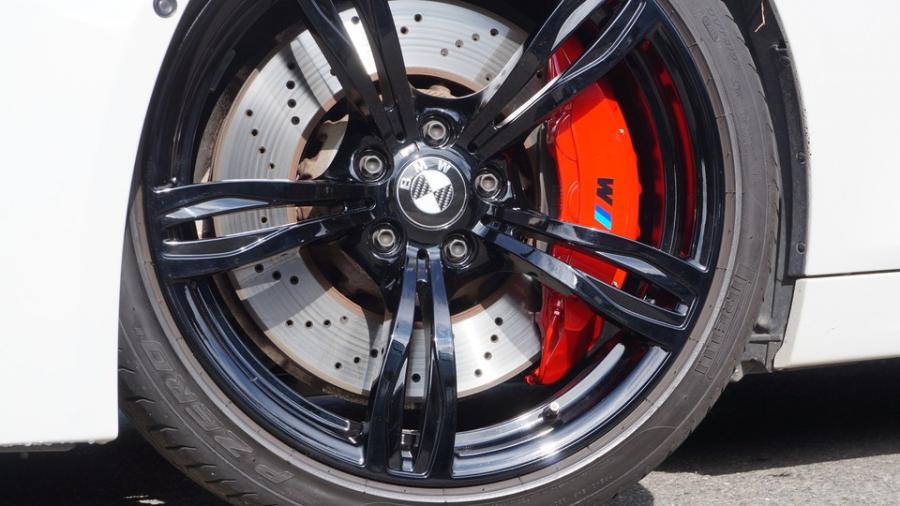 キャリパー塗装施工事例：BMW M3　キャリパー塗装COLOR:#001 Italian losso solid IMG10_2268_bZi9Cb_sub5.jpg