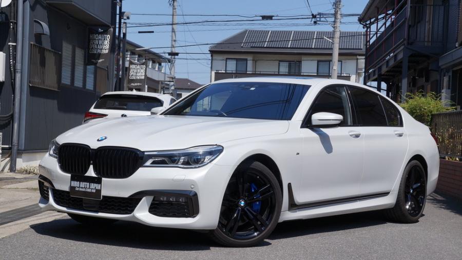 BMW740　キャリパー塗装COLOR:#1115 Deep marine blue