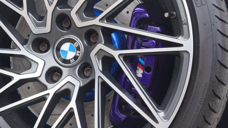 キャリパー塗装施工事例：BMW Z4　キャリパー塗装COLOR:バイオレット系　ローター塗装COLOR:#1115 Deep marine blue　ローター加工Type:C8SDP IMG10_2341_2Azvt4_sub2.jpg