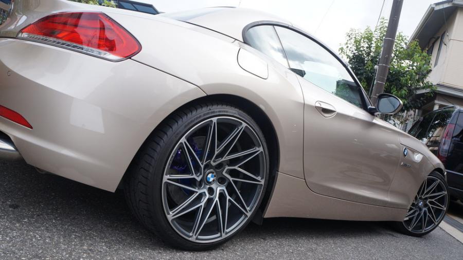 キャリパー塗装施工事例：BMW Z4　キャリパー塗装COLOR:バイオレット系　ローター塗装COLOR:#1115 Deep marine blue　ローター加工Type:C8SDP IMG10_2341_2Azvt4_sub3.jpg