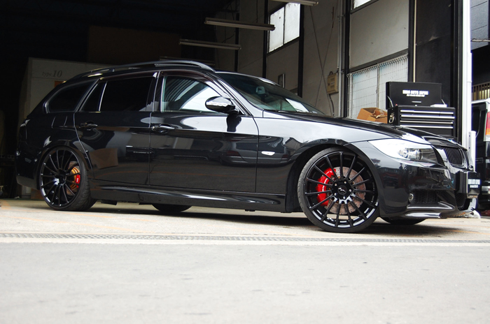 キャリパー塗装施工事例：E91 IMG10_247_A5pH4B_sub2.jpg