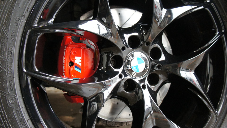キャリパー塗装施工事例：BMW X5 キャリパー塗装＆ローター塗装　カラー：レッド系＆#003 tokyo midnight gold　ローター加工Type:SD IMG10_629_7CQ1IJ_sub2.jpg
