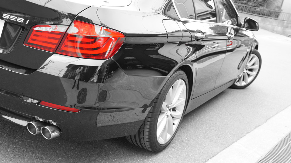 キャリパー塗装施工事例：BMW F10純正キャリパー塗装　カラー：シルバー系 IMG10_689_AmaSRl_sub4.jpg