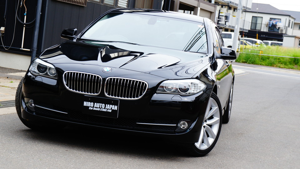 キャリパー塗装施工事例：BMW F10純正キャリパー塗装　カラー：シルバー系 IMG10_689_AmaSRl_sub5.jpg