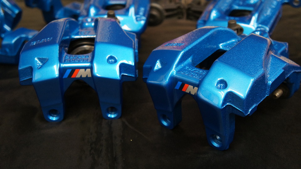 BMW X3純正キャリパー塗装　カラー：オリジナルブルー