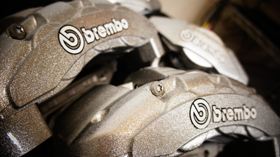 キャリパー塗装施工事例：BMWパフォーマンスキャリパー塗装★COLOR:sparks flake silver #051 IMG10_783_O5je7T_sub3.jpg