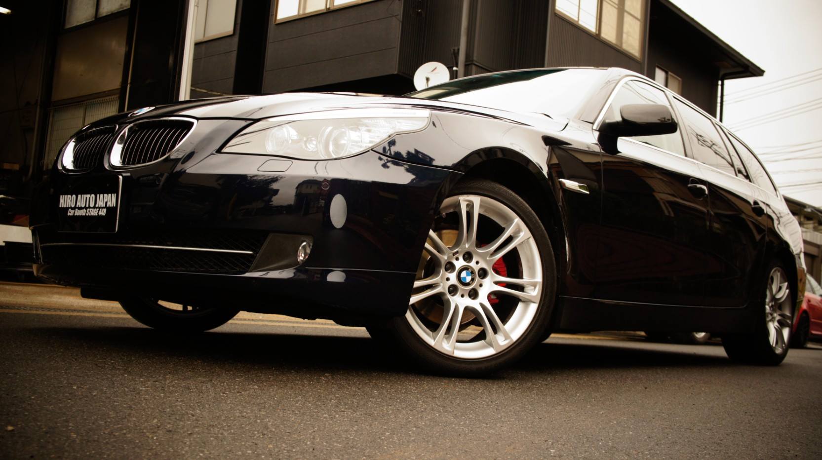 キャリパー塗装施工事例：BMW 525i E61キャリパー塗装COLOR：#001 Italian losso solid IMG10_868_bX1rYx_sub6.jpg