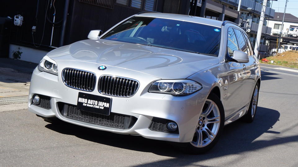 キャリパー塗装施工事例：BMW 523d純正キャリパー塗装　ＣＯＬＯＲ：#061 royal sky blue＆D-DASHダストダウンパット前後装着 IMG10_953_qHJTRG_sub4.jpg