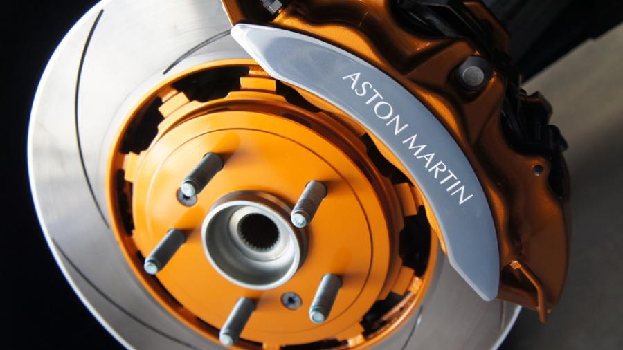 アストンマーティン・ラピードS　キャリパー塗装＆ローター塗装　COLOR:#030 Royal art pearl orange gold　表面ハイポリッシュ加工