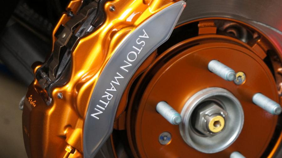 キャリパー塗装施工事例：アストンマーティン・ラピードS　キャリパー塗装＆ローター塗装　COLOR:#030 Royal art pearl orange gold　表面ハイポリッシュ加工 IMG121_1562_snX3Vy_sub2.jpg