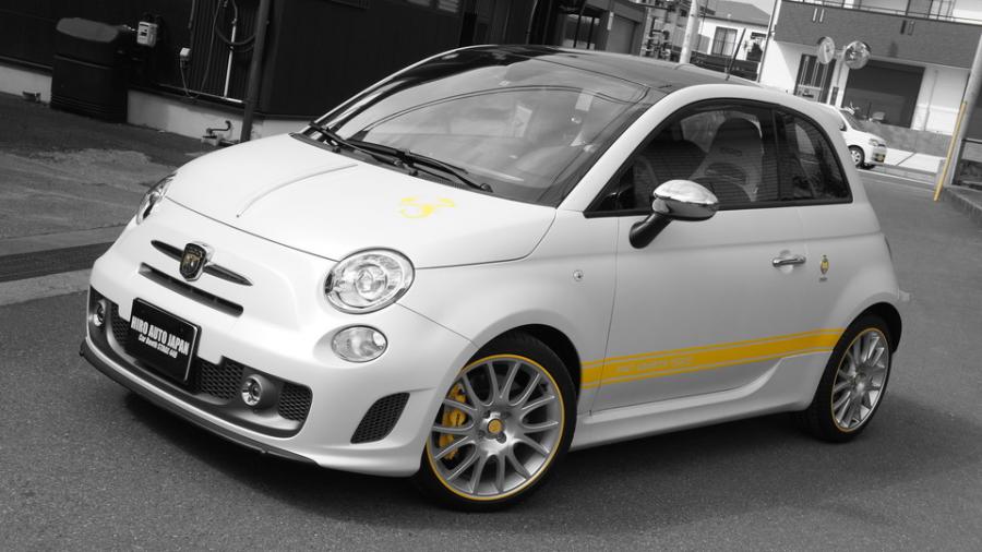 キャリパー塗装施工事例：アバルト595　キャリパー塗装＆ホイールライン塗装　COLOR:#002 giallo modena IMG122_1572_VLpsQY_sub2.jpg