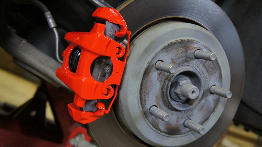 キャリパー塗装施工事例：ジープグランドチェロキー　キャリパー塗装　COLOR:#001 Italian losso solid IMG12_1595_lyeRxH_sub2.jpg