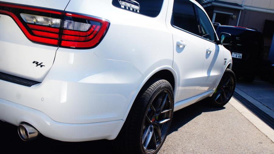 キャリパー塗装施工事例：ダッジデュランゴ　キャリパー塗装COLOR:#1116 Acid green　ブレンボブレーキ移植前後 IMG14_2187_xXDzgC_sub10.jpg