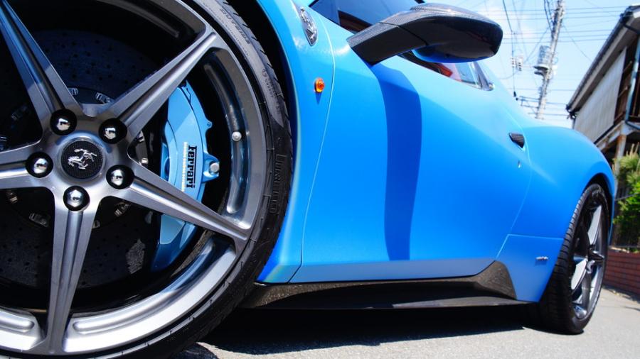 キャリパー塗装施工事例：フェラーリ458　キャリパー塗装　COLOR:#1109 Transparent aqua blue metallic IMG15_1569_WPDUCj_sub5.jpg