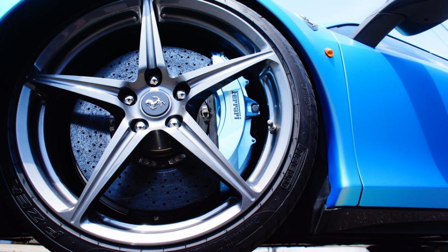 キャリパー塗装施工事例：フェラーリ458　キャリパー塗装　COLOR:#1109 Transparent aqua blue metallic IMG15_1569_WPDUCj_sub9.jpg