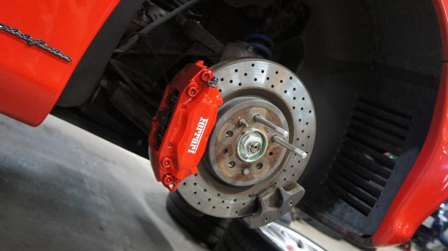 キャリパー塗装施工事例：フェラーリ360モデナ　キャリパー塗装COLOR:#001 Italian losso solid IMG15_2025_VtN85K_sub2.jpg