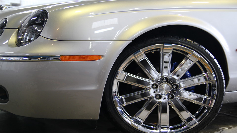 キャリパー塗装施工事例：ジャガーS-Type純正キャリパー塗装　カラー：#061 royal sky blue IMG18_697_rtKlrL_sub3.jpg