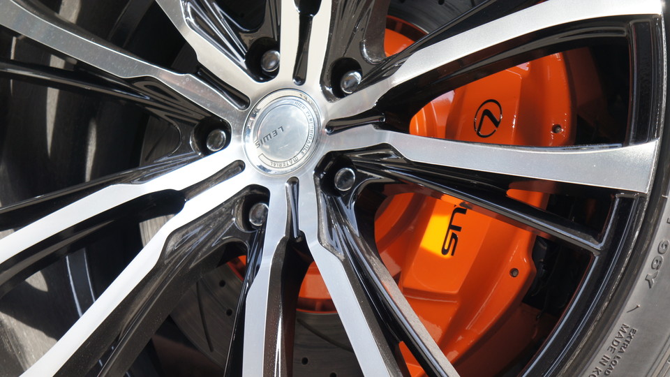 キャリパー塗装施工事例：レクサスＬＳ純正キャリパー・ローター塗装　ＣＯＬＯＲ：＃1110VALENCIA PREMIUM ORANGE＆ローター加工Ｔｙｐｅ：Ｃ6Ｓ8Ｄ IMG20_1003_7xwgo3_sub7.jpg