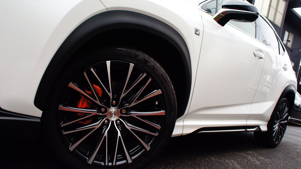 キャリパー塗装施工事例：レクサスNX200ｔ純正キャリパー塗装　COLOR：#098 honey of pearl orange IMG20_1025_voj3iA_sub7.jpg