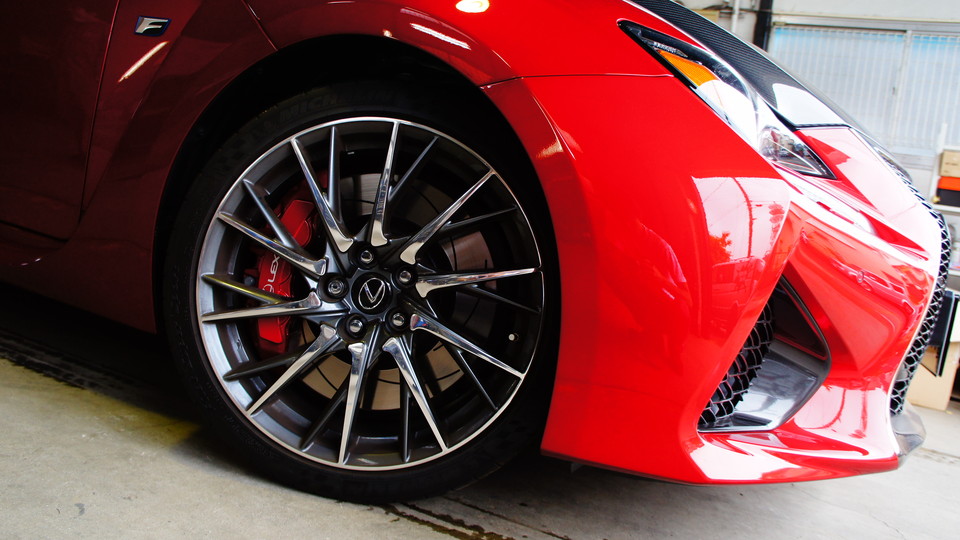 キャリパー塗装施工事例：レクサスＲＣ-Ｆ純正キャリパー塗装　ＣＯＬＯＲ：#010 premiun rouge candy red IMG20_1042_HBMmxQ_sub2.jpg