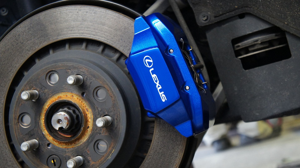 キャリパー塗装施工事例：レクサスLS純正キャリパー塗装　COLOR：#060 royal ocean blue IMG20_1091_WSkkK2_sub1.jpg