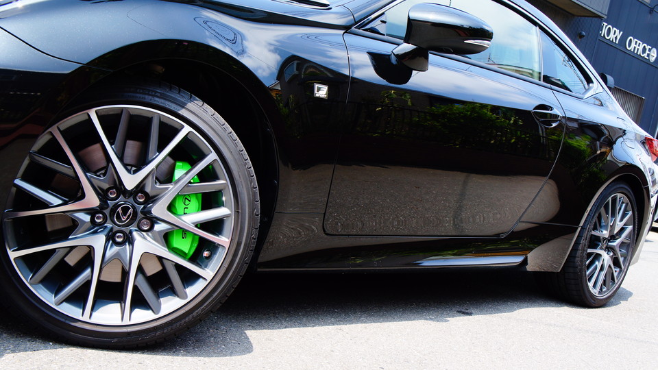 キャリパー塗装施工事例：レクサスRC350純正キャリパー塗装　COLOR:＃1113monster green IMG20_1110_q5Ggz7_sub6.jpg