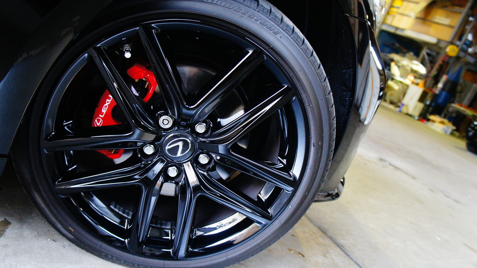 キャリパー塗装施工事例：レクサスIS250純正キャリパー塗装　COLOR：#010 premiun rouge candy red IMG20_1128_MqteTv_sub3.jpg