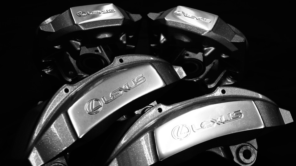 キャリパー塗装施工事例：レクサスLS純正キャリパー塗装＆ローター塗装　キャリパーハイポリッシュ加工　COLOR:オリジナルゴールド　ローター加工Type：DD IMG20_1130_MDAbBV_sub2.jpg