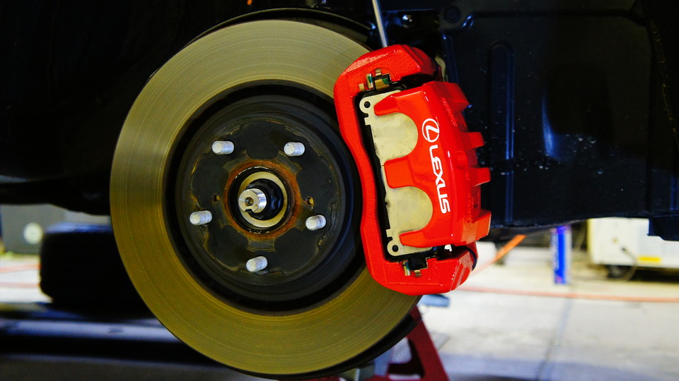 レクサスＮＸ200ｔ純正キャリパー塗装　ＣＯＬＯＲ：#001 Italian losso solid