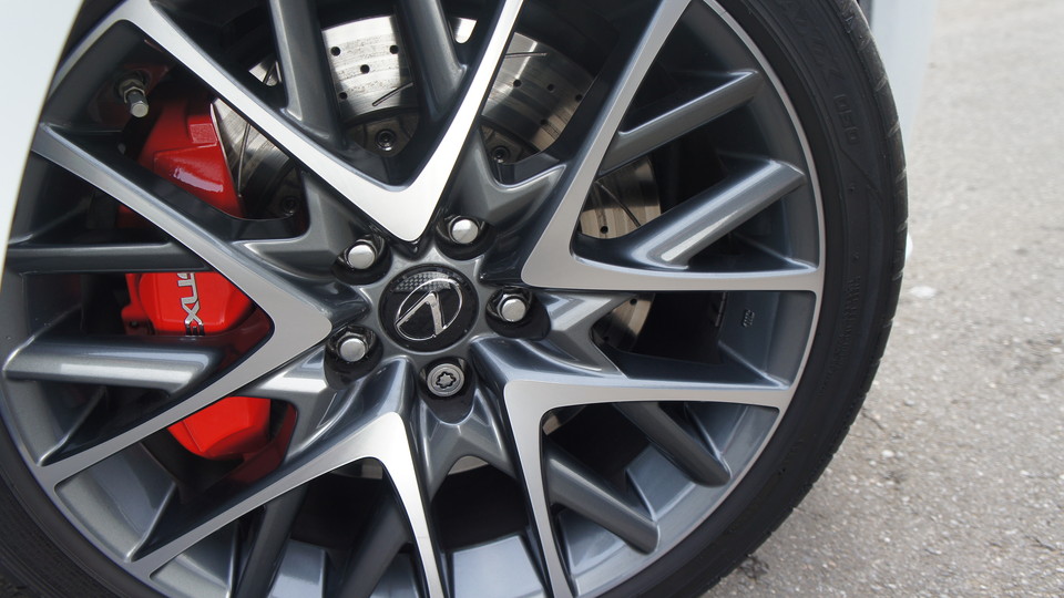 キャリパー塗装施工事例：レクサスＲＣ350純正キャリパー塗装　ＣＯＬＯＲ：#001 Italian losso solid＆ローター加工Ｔｙｐｅ：Ｃ6Ｓ8Ｄ IMG20_1189_JL2iyb_sub4.jpg