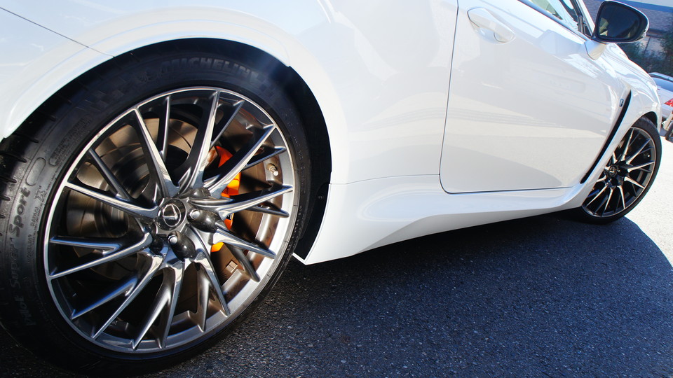 キャリパー塗装施工事例：レクサスRC-F純正キャリパー塗装　COLOR：#098 honey of pearl orange IMG20_1210_bOyjDR_sub8.jpg