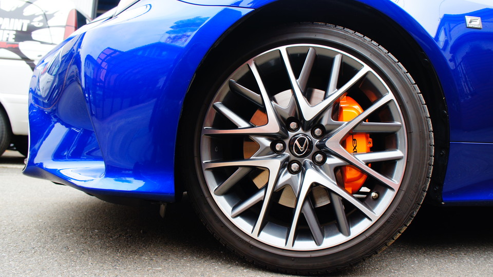 キャリパー塗装施工事例：レクサスRC300ｈ純正キャリパー塗装　COLOR：#098 honey of pearl orange IMG20_1224_FGie2c_sub6.jpg