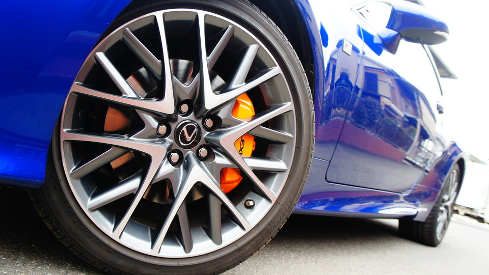 キャリパー塗装施工事例：レクサスRC300ｈ純正キャリパー塗装　COLOR：#098 honey of pearl orange IMG20_1224_FGie2c_sub7.jpg