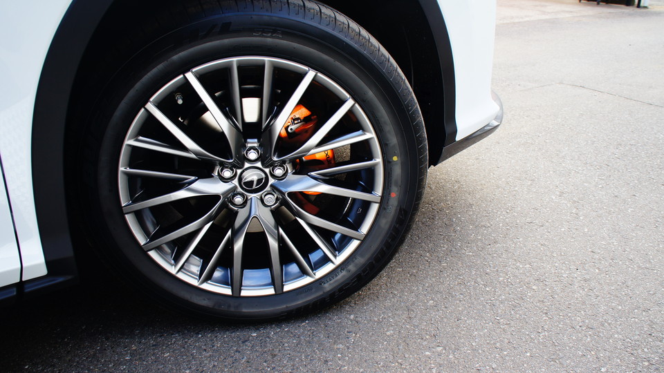 キャリパー塗装施工事例：レクサスRX450ｈ純正キャリパー塗装　COLOR:#098 honey of pearl orange IMG20_1229_7FX4pX_sub4.jpg