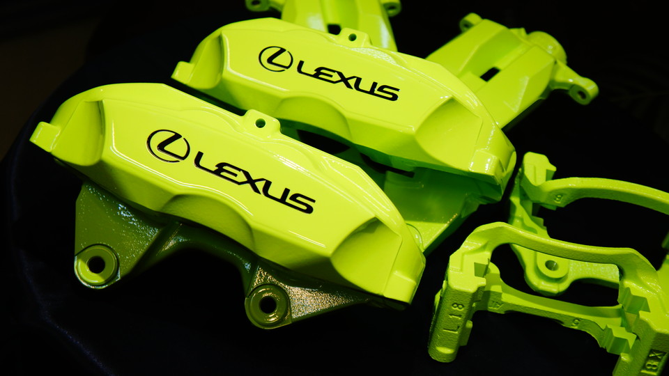 レクサスRC300ｈ純正キャリパー塗装　COLOR:アシッドグリーン