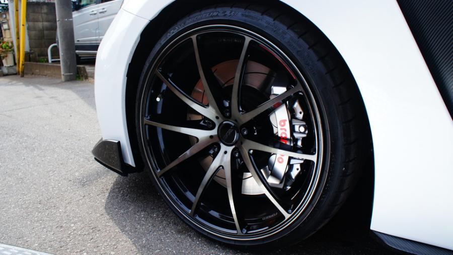 キャリパー塗装施工事例：レクサスRC-F純正キャリパー塗装　COLOR:#055 Super shining silver metal finish IMG20_1316_RXHLo5_sub6.jpg